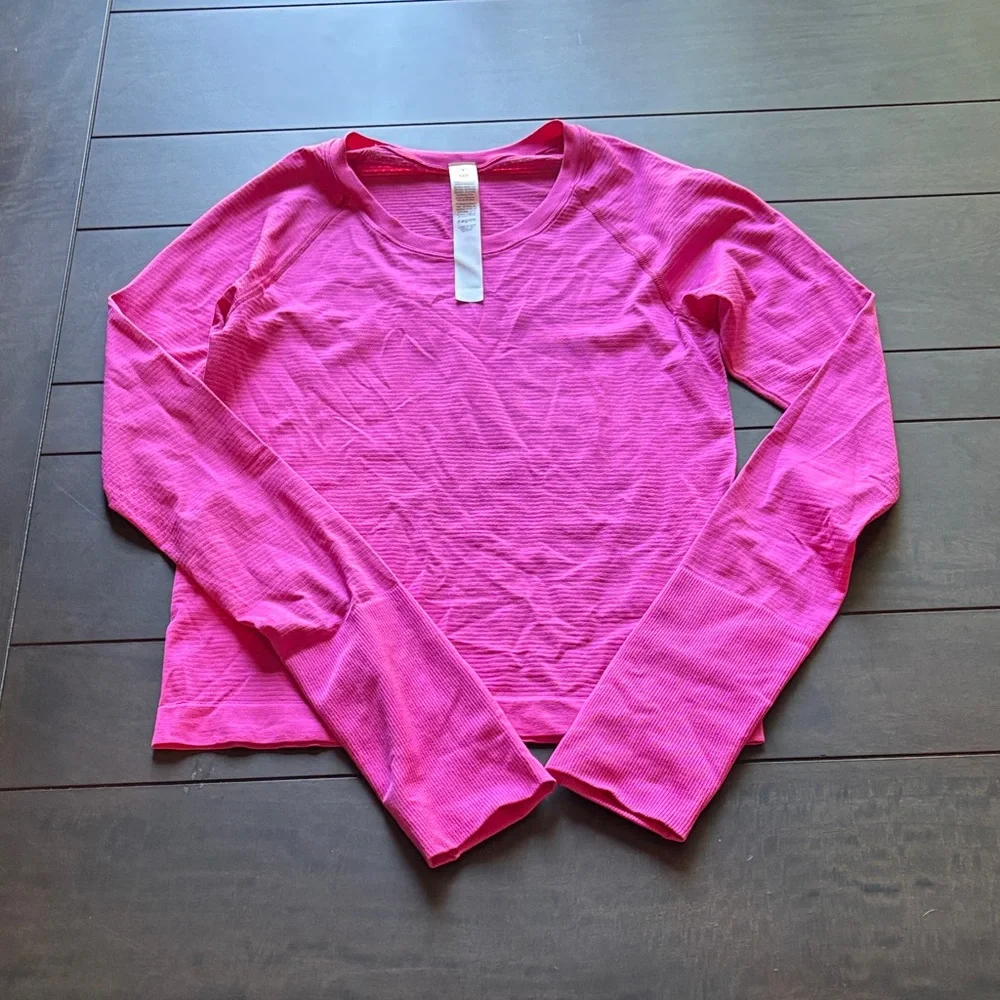 lululemon athletica Bright Pink Long Sleeve Top - Picture 1 of 3